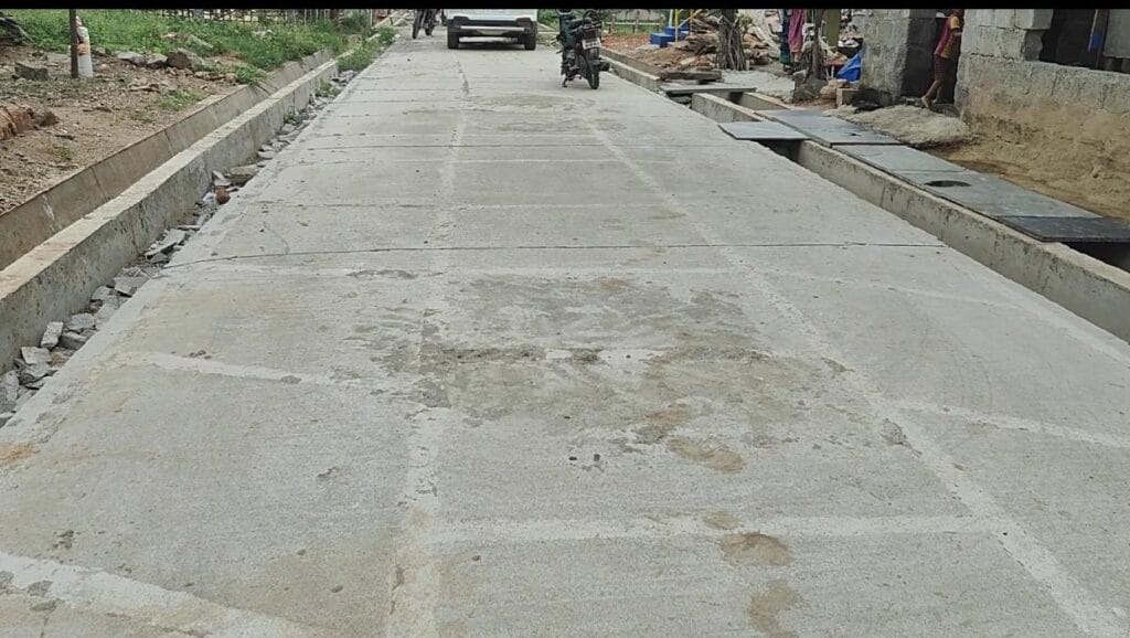 WhatsApp Image 2025-09-25 at 19.34.25 parchuru Local news:పర్చూరు నియోజకవర్గానికి రూ.2.57 కోట్లు మంజూరుఎమ్మెల్యే ఏలూరి కృషి ఫలితం... గ్రామీణ అభివృద్ధికి బలం