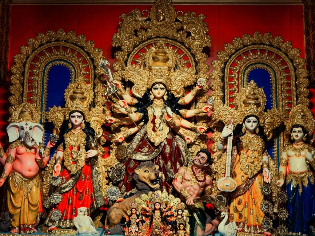 విజయవాడలో కనక దుర్గ గాయత్రి దేవిగా||Kanaka Durga as Gayatri Devi in Vijayawada Current image: Colorful and ornate Durga Puja idol display during festival in Kolkata, India.