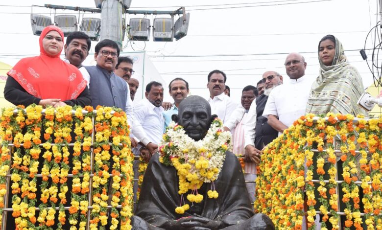 Guntur: గాంధీజి మార్గం అనుసరణీయం Guntur: గాంధీజి మార్గం అనుసరణీయం