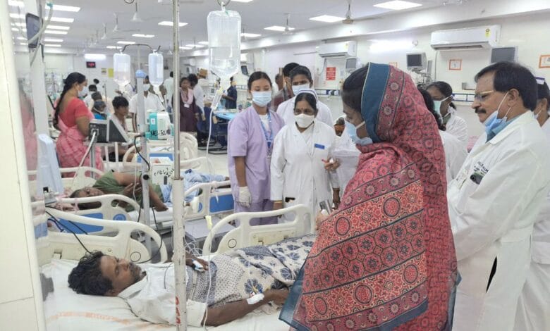 Guntur: జిజిహెచ్ ను సందర్శించిన కలెక్టర్ Guntur: జిజిహెచ్ ను సందర్శించిన కలెక్టర్