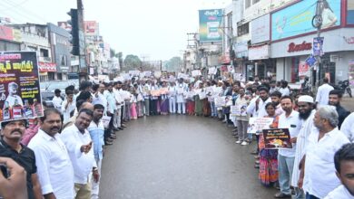 GUNTUR: కల్తీ మద్యాన్ని కుటీర పరిశ్రమగా మార్చేసిన కూటమి ప్రభుత్వం GUNTUR: కల్తీ మద్యాన్ని కుటీర పరిశ్రమగా మార్చేసిన కూటమి ప్రభుత్వం