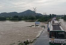 GUNTUR DISTRICT NEWS: తుఫాన్ ప్రభావిత ప్రాంతాల్లో రక్షణ చర్యల కోసం డ్రోన్ కెమెరాలతో పహరా నిర్వహించిన పోలీసులు