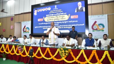 న్యూఢిల్లీ నుంచి ప్రధాని మోదీ ఆవిష్కరించిన 'పీఎం ధన్ ధాన్య కృషి యోజన' - రైతులతో వర్చువల్ ముఖాముఖి న్యూఢిల్లీ నుంచి ప్రధాని మోదీ ఆవిష్కరించిన 'పీఎం ధన్ ధాన్య కృషి యోజన' - రైతులతో వర్చువల్ ముఖాముఖి