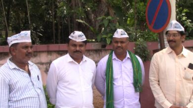 Vijayawada Local News:మహాత్మా గాంధీపై అభ్యంతరకర వ్యాఖ్యలు - నటుడు శ్రీకాంత్ అయ్యర్‌పై చర్యలు తీసుకోవాలంటూ ఆప్ వినతి