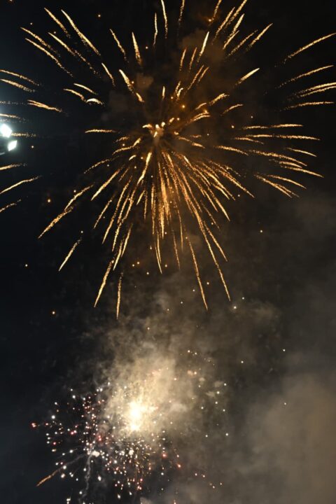 Vijayawada punnami ghot lo విజయవాడ పున్నమి ఘాట్‌లో సీఎం చంద్రబాబు దంపతుల దీపావళి సంబరాలు