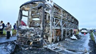 Horrific Fire Accident in Kurnool District: Private Bus Catches Fire, Over Twenty People Burnt Alive||కర్నూలు జిల్లాలో ఘోర అగ్నిప్రమాదం: ప్రైవేట్ బస్సు దగ్ధం, ఇరవై మందికి పైగా సజీవ దహనం