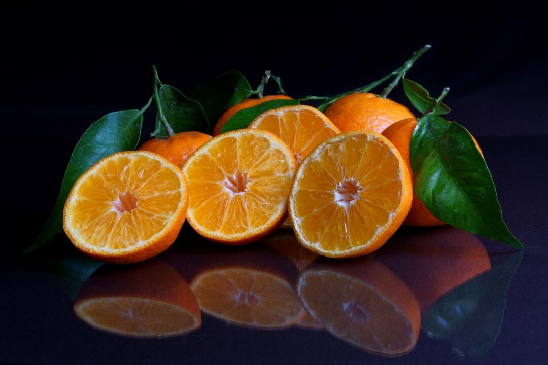 Current image: fruit, tangerine, orange, fit, food, juice, tropical, tangerine, tangerine, tangerine, tangerine, tangerine
