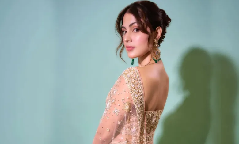 Actress's Childhood Jail Journey: Hidden Trauma Behind Stardom||నటి బాల్య జైలు ప్రయాణం: కీర్తి వెనుక దాచిన గాయం Actress's Childhood Jail Journey: Hidden Trauma Behind Stardom||నటి బాల్య జైలు ప్రయాణం: కీర్తి వెనుక దాచిన గాయం