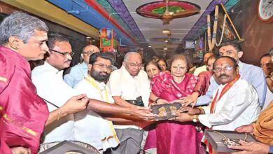 Kirtilal Jewellers Kanaka Durgamma Donation||కీర్తిలాల్ జ్యువెలర్స్ కనకదుర్గమ్మకు విరాళం