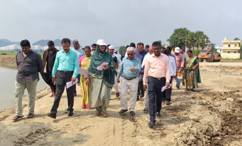 GUNTUR DISTRICT NEWS: వెంగళయపాలెం అమృత్ సరోవర్ పనులు పరిశీలన