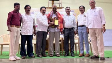 GUNTUR DISTRICT NEWS: ప్రజాస్వామ్య విలువలను కాపాడుకుందాం - ప్రొఫెసర్ కొండవీటి చిన్నయ సూరి GUNTUR DISTRICT NEWS: ప్రజాస్వామ్య విలువలను కాపాడుకుందాం - ప్రొఫెసర్ కొండవీటి చిన్నయ సూరి