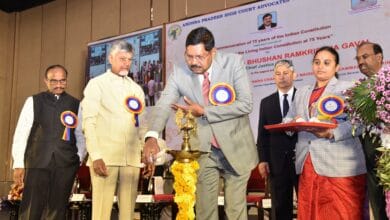 AP LATEST NEWS: 75 ఏళ్ల భారత రాజ్యాంగంపై హైకోర్ట్ అడ్వకేట్స్ అసోసియేషన్ ఆధ్వర్యంలో సదస్సు AP LATEST NEWS: 75 ఏళ్ల భారత రాజ్యాంగంపై హైకోర్ట్ అడ్వకేట్స్ అసోసియేషన్ ఆధ్వర్యంలో సదస్సు