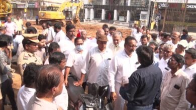 GUNTUR CITY NEWS: శంకర్ విలాస్ ఓవర్ బ్రిడ్జి నిర్మాణ పనులను పరిశీలించిన న్యాయ నిపుణులు GUNTUR CITY NEWS: శంకర్ విలాస్ ఓవర్ బ్రిడ్జి నిర్మాణ పనులను పరిశీలించిన న్యాయ నిపుణులు