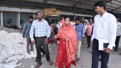 GUNTUR DISTRICT NEWS: పకడ్బందీగా పత్తి కొనుగోళ్లు GUNTUR DISTRICT NEWS: పకడ్బందీగా పత్తి కొనుగోళ్లు