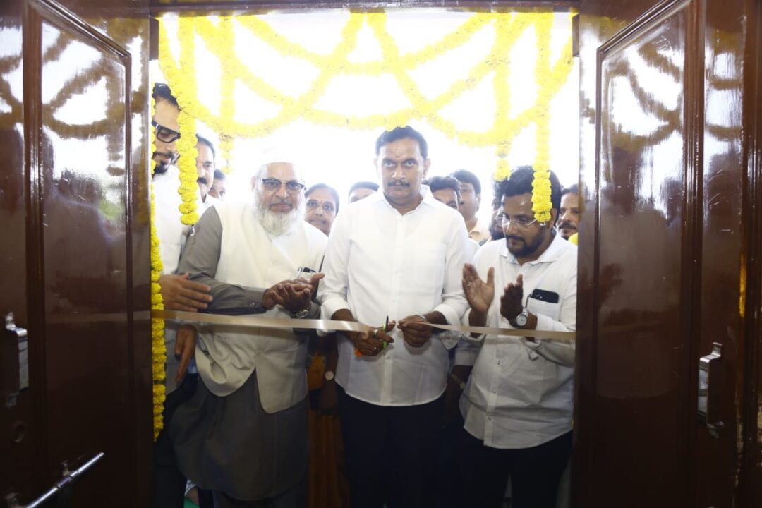 Samajamlo marppuku:సమాజంలో మార్పుకు సేవా కార్యక్రమాలు దోహదపడతాయని-ఎంపీ కేశినేని శివనాథ్