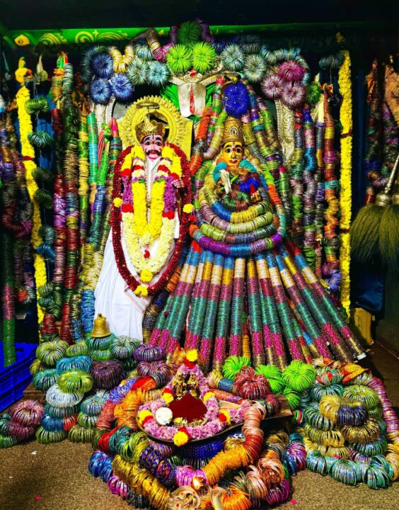 Divine Splendor: Penuganchiprolu Tirupatamma Bangles Adornment Attracts 1 Lakh Devotees||దివ్య వైభవం: పెనుగంచిప్రోలు తిరుపతమ్మ గాజులు అలంకరణ లక్ష మంది భక్తులను ఆకర్షించింది