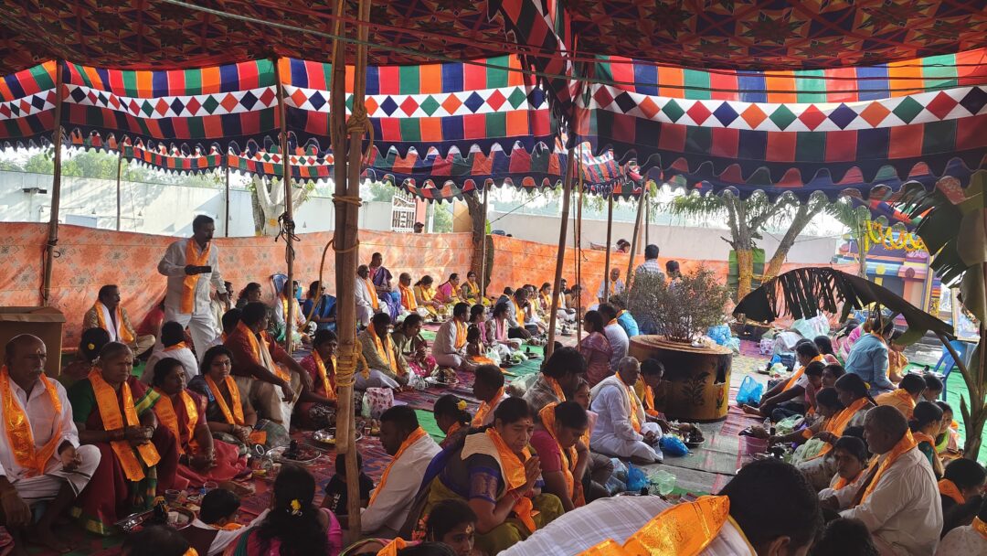 Sacred Chinnaganjam Shiva Temple Witnesses 1000 Devotee Rush on Final Karthika Monday||పవిత్ర చిన్నగంజాం శివాలయం చివరి కార్తీక సోమవారం 1000 మంది భక్తుల రద్దీని చూసింది Sacred Chinnaganjam Shiva Temple Witnesses 1000 Devotee Rush on Final Karthika Monday||పవిత్ర చిన్నగంజాం శివాలయం చివరి కార్తీక సోమవారం 1000 మంది భక్తుల రద్దీని చూసింది