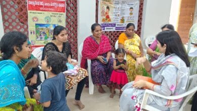 Guntur local news:అంగన్ వాడీ కేంద్రాల్ని సందర్శించిన మహిళా కమిషన్ చైర్ పర్సన్ డాక్టర్ రాయపాటి శైలజ Guntur local news