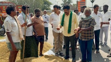 Empowering the Farmers: Gudlavalleru MLA Venigandla Ramu's Crucial Field Visit and 10X Assurance to Address Paddy Procurement Issues|| కష్టాల్లో ఉన్న రైతులకు ఎమ్మెల్యే వెనిగండ్ల రాము అత్యంత ముఖ్యమైన క్షేత్రస్థాయి పర్యటన, ధాన్యం కొనుగోళ్ల సమస్యల పరిష్కారానికి 10 రెట్లు హామీ