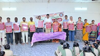 Bapatla Local News :బాపట్ల ఎమ్మెల్యే నరేంద్ర వర్మరాజు-టీచర్గా మారి విద్యార్థులకు జీవిత పాఠాలు Bapatla Local News