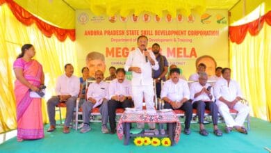 Chirala lo Mega job Mela :చీరాలలో మెగా జాబ్ మేళా ప్రారంభంస్థానికంగా ఉద్యోగావకాశాల కల్పనకు ప్రభుత్వం కట్టుబాటు- ఎమ్మెల్యే మద్దులూరి మాల కొండయ్య Chirala lo Mega job Mela
