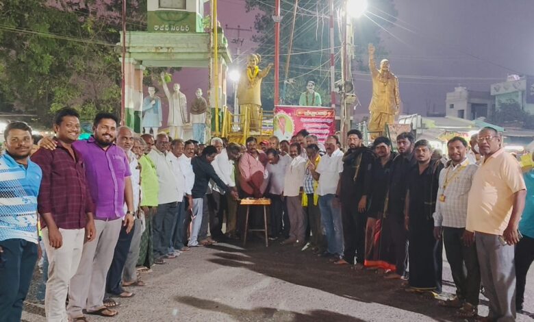 Parchur Local news :పల్లె పల్లెకు తెలుగుదేశం – ఎమ్మెల్యే ఏలూరి పాదయాత్రకు 13 ఏళ్ల పూర్తి Parchur Local news