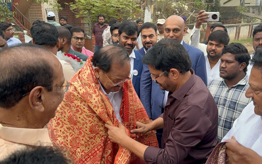 Gudivada Local News :ఉచిత వైద్య మెగా శిబిరంలో భారత మాజీ ఉపరాష్ట్రపతి ముప్పవరపు వెంకయ్య నాయుడు