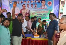 గుంటూరు నగరంలోని 2వ వార్డు: వైఎస్సార్సీపీ అధినేత వై.ఎస్. జగన్మోహన్ రెడ్డి ముందస్తు జన్మదిన వేడుకలు – మహిళలకు చీరల పంపిణీ గుంటూరు నగరంలోని 2వ వార్డు: వైఎస్సార్సీపీ అధినేత వై.ఎస్. జగన్మోహన్ రెడ్డి ముందస్తు జన్మదిన వేడుకలు – మహిళలకు చీరల పంపిణీ