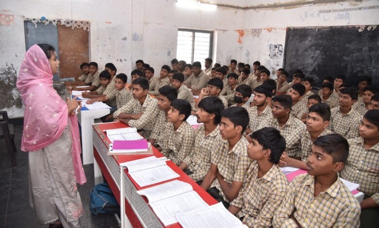 Guntur Local News :పదవ తరగతి భవిష్యత్తుకు పునాది-జిల్లా కలెక్టర్ ఏ. తమీమ్ అన్సారియా Guntur Local News