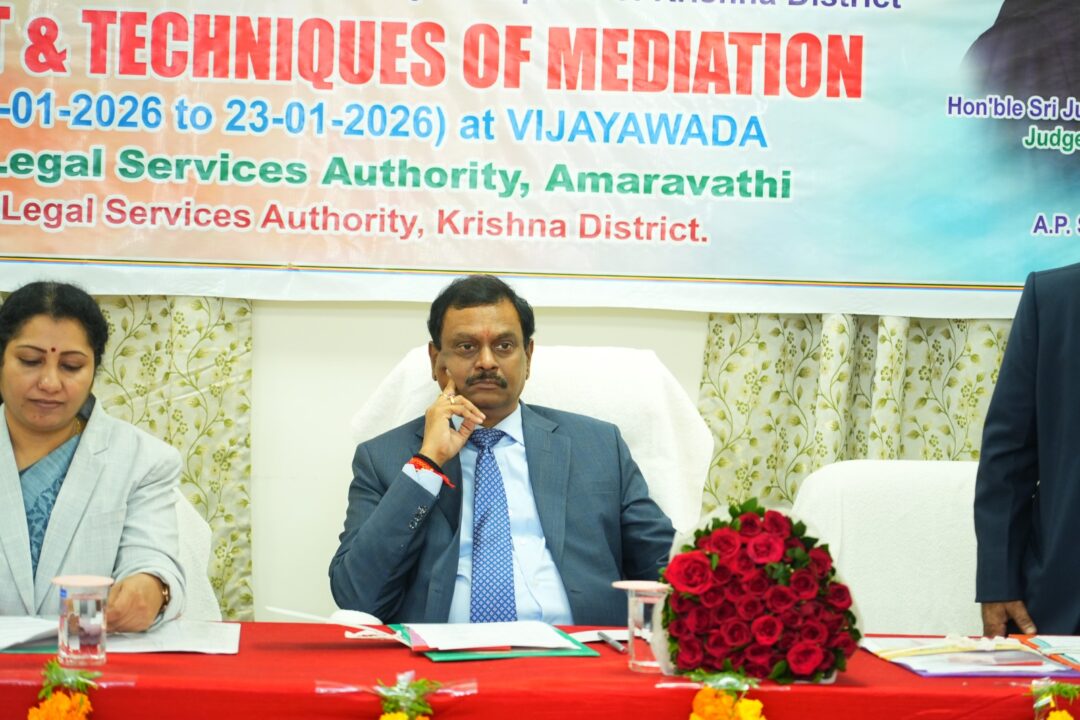 WhatsApp Image 2026-01-19 at 7.56.32 PM Vijayawada Local News: మధ్యవర్తిత్వంలో న్యాయవాదులదే కీలక పాత్ర - జస్టిస్ చీకటి మానవేంద్రనాథ్ రాయ్