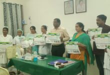 BAPATLA LOCAL NEWS :ఏరియా హాస్పిటల్లో ఏపీ ఎన్జీ జీఓ జిల్లా క్యాలెండర్ డైరీ ఆవిష్కరణ BAPATLA LOCAL NEWS