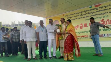 Chalapathi Group Chairman Y.V. Anjaneyulu's birthday celebrations అంగరంగ వైభవంగా చలపతి అధినేత వై.వి. ఆంజనేయులు జన్మదిన వేడుకలు