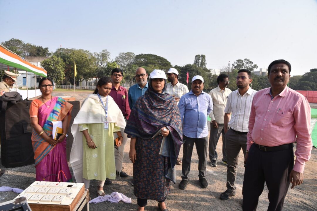 Guntur Local News :గణతంత్ర దినోత్సవ ఏర్పాట్లు పరిశీలించిన గుంటూరు జిల్లాకలెక్టర్