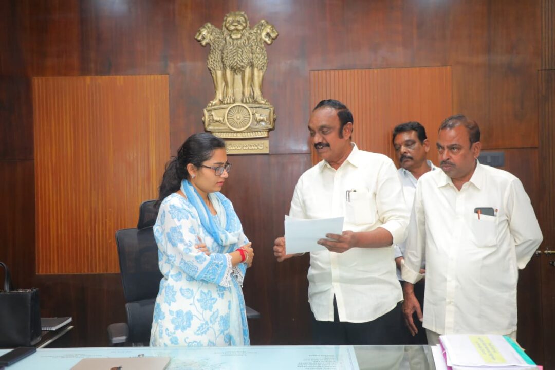 Narasaraopet Local news :మొక్కజొన్న రైతులకు తక్షణమే సాగర్ జలాలు విడుదల చేయాలి