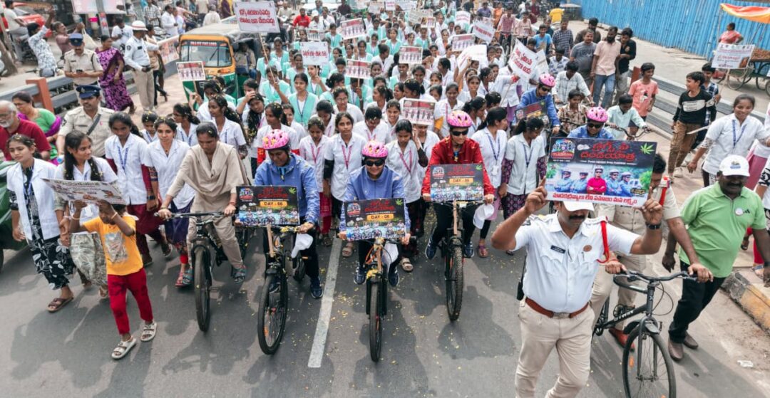 WhatsApp Image 2026-02-01 at 2.39.22 PM Vijayawada Local News :డ్రగ్స్ పై దండయాత్ర” అవగాహన కార్యక్రమం లో-ఎన్.టి.ఆర్ జిల్లా పోలీస్ కమిషనర్ శ్రీ ఎస్.వి. రాజశేఖర బాబు ఐపీఎస్