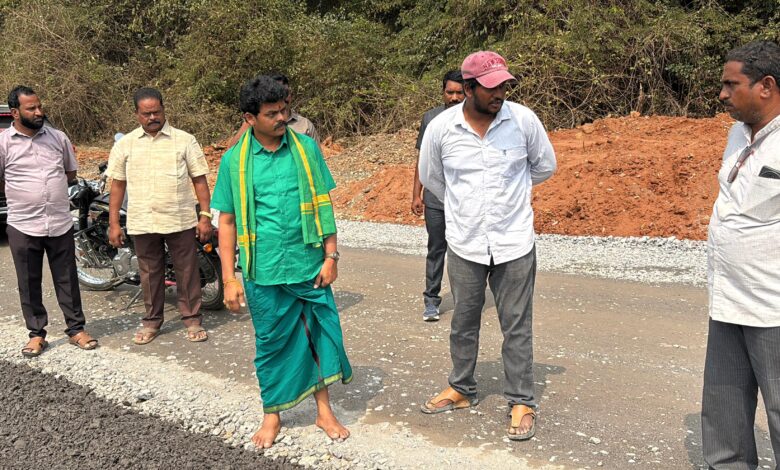 JILUGUMILLI NEWS:నాణ్యతలో రాజీ పడొద్దు- 365BB జాతీయ రహదారి పనులపై ఎమ్మెల్యే చిర్రి బాలరాజు సీరియస్ JILUGUMILLI NEWS