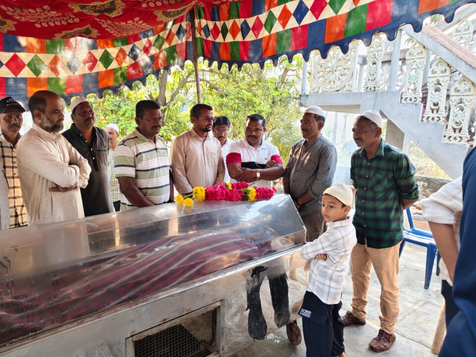 KARLAPALEM NEWS:పవిత్ర రంజాన్ మాసంలో కరీముల్లా బేగ్ మరణం అల్లాకు ప్రీతిపాత్రం- తాండ్ర సాంబశివరావు